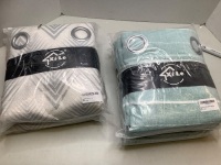 Lot of (2) 2 Pack of&nbsp;Xi-Li Curtains, Assorted Colors, New