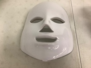 LED Beauty Mask, Powers Up, E-Commerce Return/Used