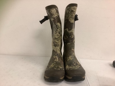 Camo Boots for Men, Size 9M, E-Comm Return