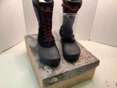 The North Face, Ladies Boots, Size 6, Appears New