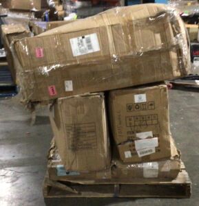 Pallet of (5) Childrens Playsets 