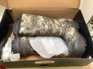 Men's Zoned Comfort Trac 800 Gram Rubber Boots, 10D, Ecommerce Return