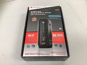 Motorola SURFboard Modem and WiFi Router, Powers up, E-Commerce Return