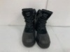 Kamik Fargo Insulated Pac Mens Boots, 9, Appears new