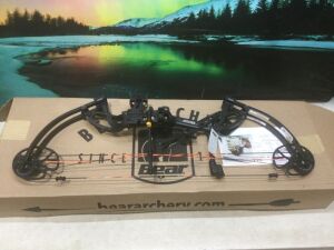 Bear Archery Cruzer G2 Adult Compound Bow, Right Hand - Damaged String 