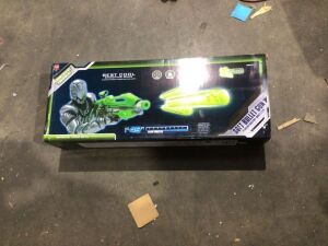 Electric Foam Dart Alien Blaster Toy w/ 40 Glow-in-the-Dark Darts