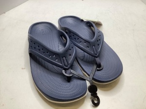Crocs Sandals, Size 10 Men's, Appears New