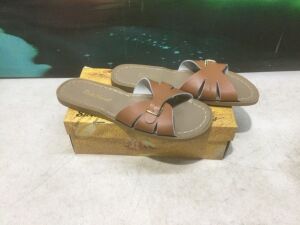 Sun-San Salt Water Sandals, Size 7 