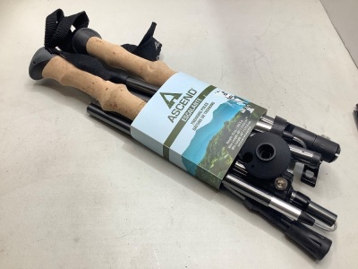 Ascend Trekking poles, Appears New