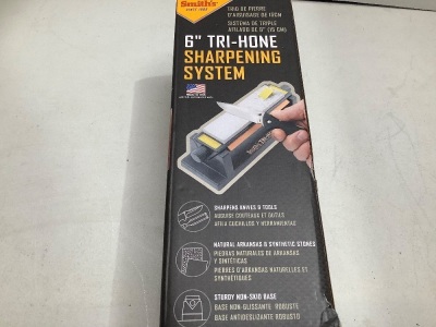 6" Tri-Hone Sharpening System, Appears New