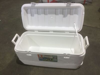 IGLOO Polar 120 Qt Cooler 