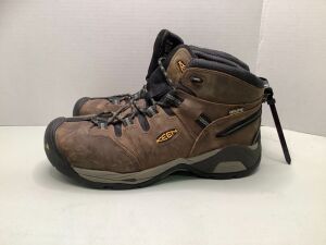 Keen Men's Hiking Boots, Size 9, Ecommerce Return