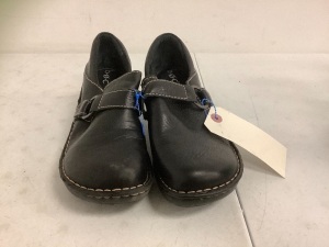 b.o.c. Womens Shoes, 8M, E-Commerce Return