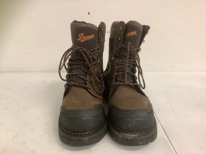 Danner Boots for Men, Size 10.5, E-Comm Return