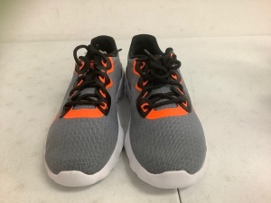 Nike Tennis Shoes, Authenticity Unknown, Not Sure if Mens or Womens, Size 6, E-Comm Return