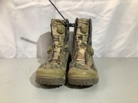 Under Armour Men's Boots, 8, Ecommerce Return