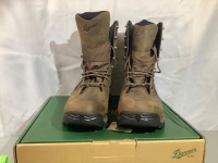 Danner Men's Boots, Men's 13, Ecommerce Return