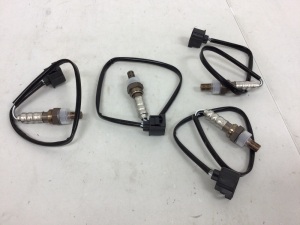 Lot of (4) Oxygen Sensors, E-Comm Return