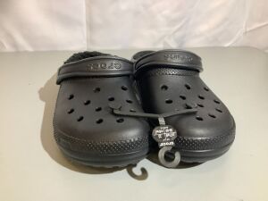 Insulated Crocs, M7, W9, Appears New