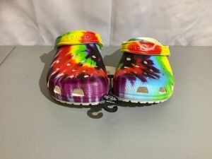 Rainbow Croc's, M6, W8, Appears New