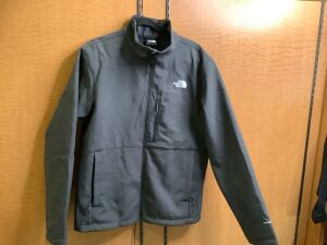 The North Face Men's Jacket, Large, Pull String Broke, Ecommerce Return