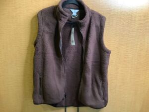 Ascend Cozy Fleece, Ladies XL, Appears New