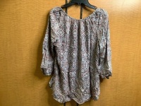 Natural Reflections Ladies Medium, Appears New