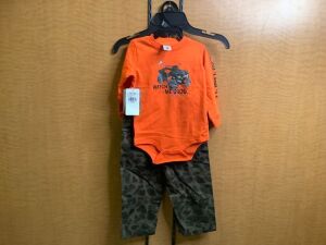 Carhartt 2-Piece Set, Duck Camo, 18M, Appears New