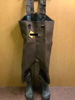 Brown Neoprene Felt Sole Boot-Foot Waders for Men, 11R, Ecommerce Return