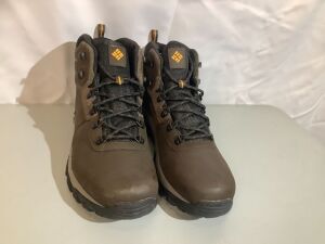 Columbia Men's Hiking Boots, 14, Appears New