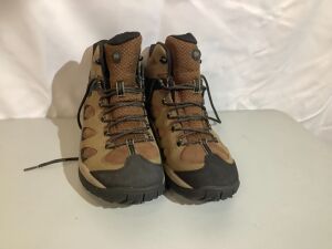 Merrell Mens' Hiking Boots, 10, Appears New