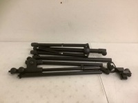 Cahaya Microphone Stand, Appears New