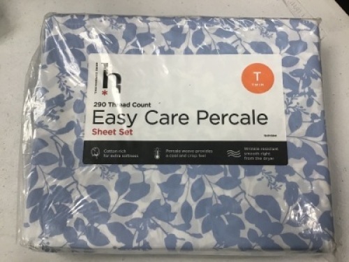 New Queen Size Sheet Set