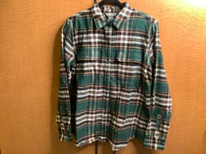 Natural Reflections Flannel, Medium, Appears New