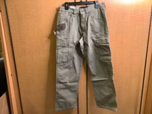 Wrangler Riggs Workwear, Men's 36x30, Appears New