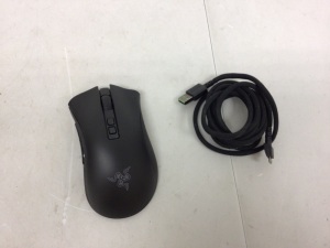 Razer DeathAdder Gaming Mouse, Powers Up, E-Commerce Return