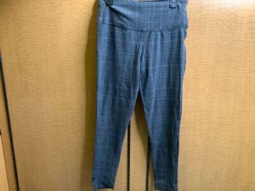 Natural Reflections Ladies Pants, Medium, Appears New