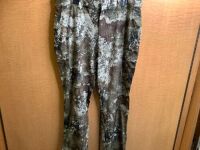 Red Head Men's Tech Lite Pant, Missing Button, Ecommerce Return