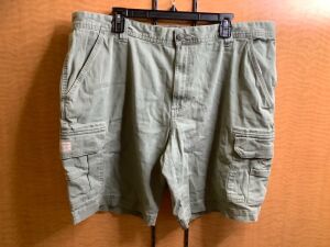 Red Head Men's Shorts, 42, Appears New