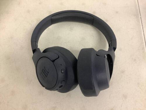 JBL Headphones, E-Comm Return, No Cords