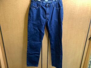 Red Head Men's Jeans 33x30, Appears New