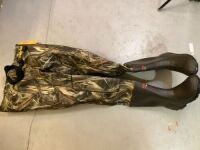Men's Hip Waders, 11R, Ecommerce Return