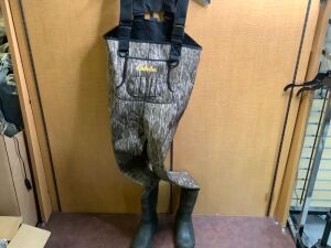 Men's Hunting Chest Waders, 8R, Ecommerce Return