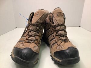 Red head Men's Hiking Boots, 10W, Ecommerce Return