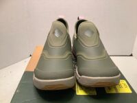 The Original Muck Boot Company, Women's Outscape Low, 8, Appears New