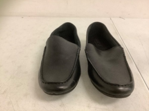 Born Mens Loafers, 10.5M, Appears New