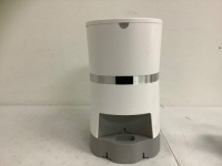 Automatic Pet Feeder, E-Comm Return