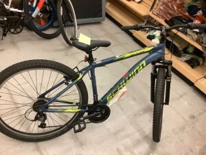 Schwinn High Plains 27.5 Mountain Series Bike, Cosmetic Dings, Wobble to tires, Ecommerce Return