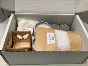 Lot of (5) Sheer Opulence Soy Candle Gift Box, Fresh Linen, Appears New