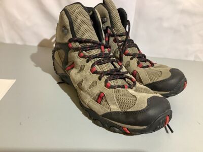 Merrell Men's Hiking Boots, 10, Ecommerce Return